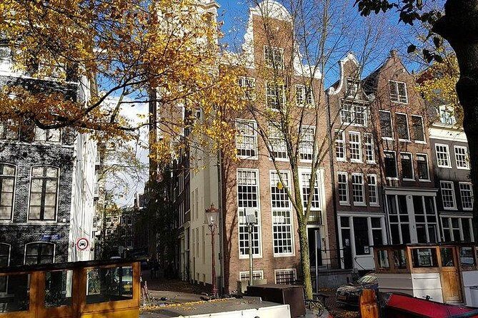 Elisabeth's Tailor made tours and services in Amsterdam and the Netherlands. - Leidseplein (Leidseplein/Leiden Square): tasting rooms and café energy