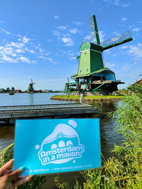 Excursion from Amsterdam to the windmills of Zaanse Schans - The included transport: a small detail with big value