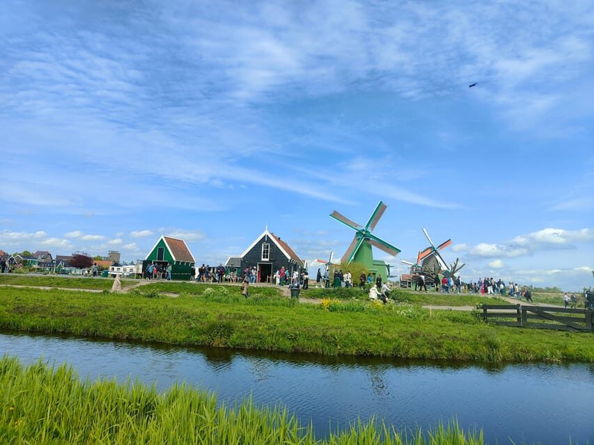 Excursion from Amsterdam to the windmills of Zaanse Schans - Price and value: $53 for transport plus hands-on stops
