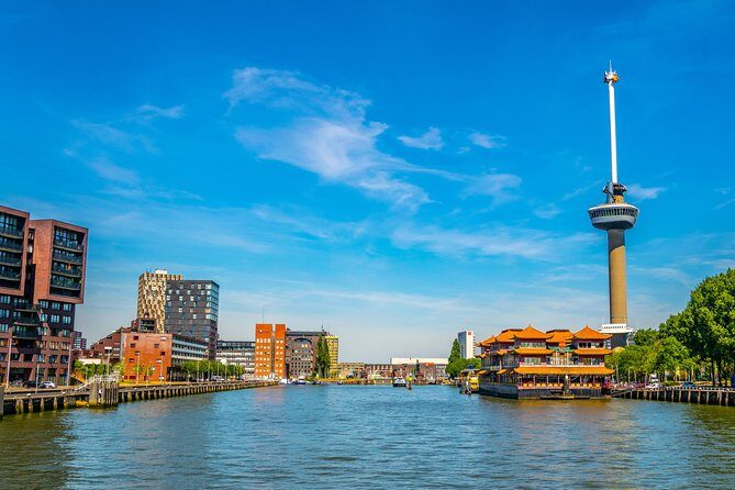 Famous Holland Tour: visit The Hague, Delft, Rotterdam and Kinderdijk from A'dam - Starting at 9:00 in Amsterdam and riding in comfort