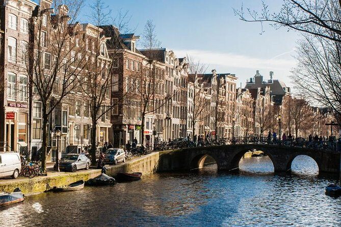 French Bistro-Style Dinner Overlooking Amsterdam's Canals - Martine and Olav’s home: former French bistro roots, real canal atmosphere