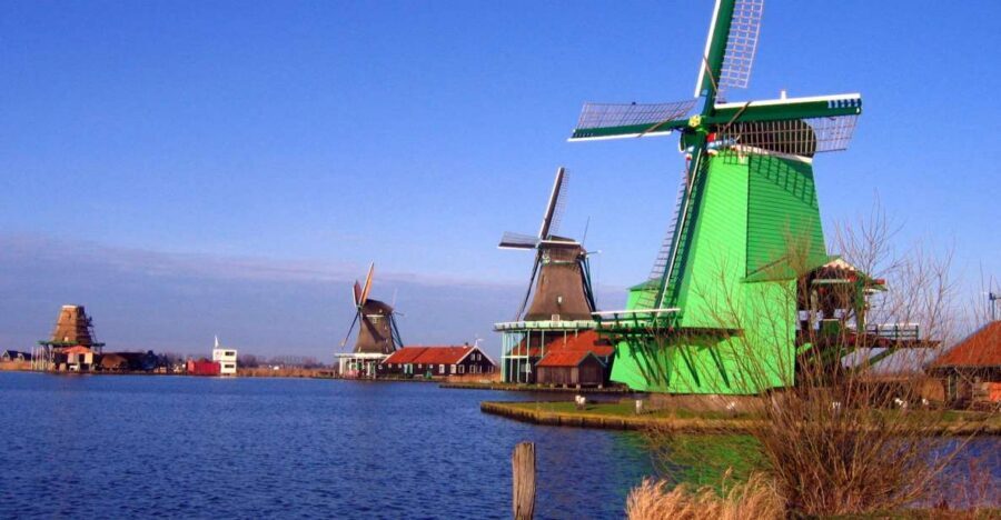 From Amsterdam: Small Group Zaanse Schans and Volendam Tour - Key things to know before you go