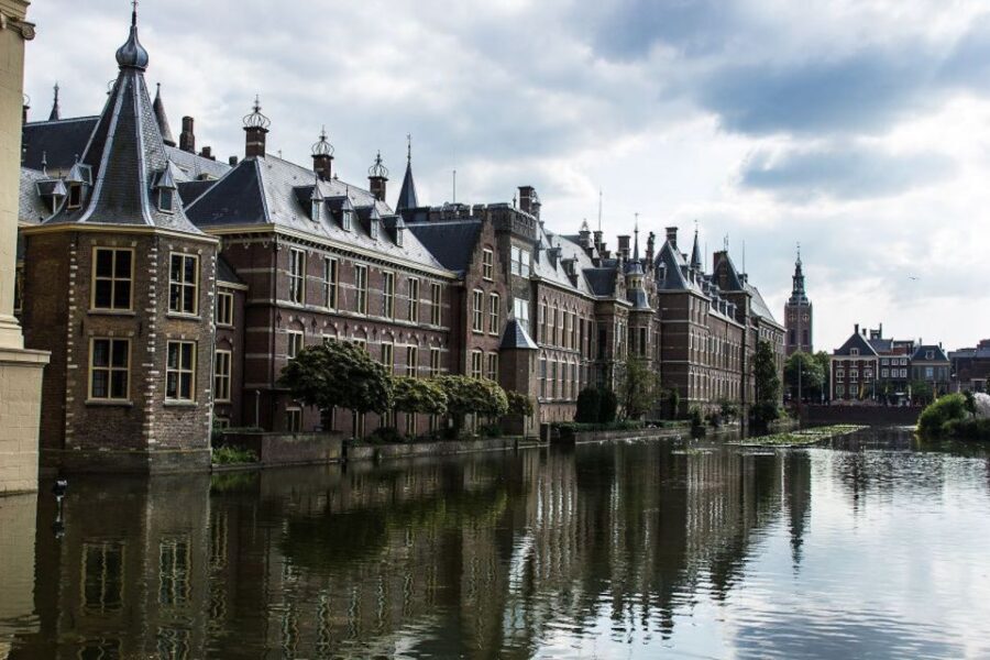 From Amsterdam: The Hague and Delft Sightseeing Tour - Mercedes pickup from Amsterdam: comfort that actually matters