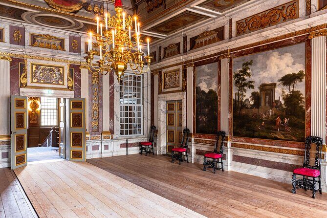 Full-Day Private Historic Royal Tour around Palaces and Castles - How this private royal day tour really works (and why it feels worth it)