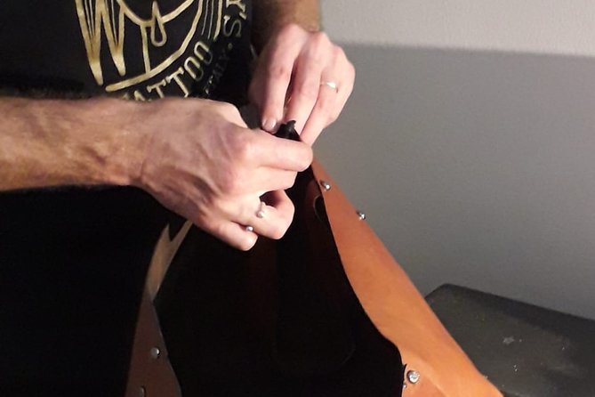Genuine Leather Tote Bag Workshop in Leiden - What happens during the tote-making process (step by step)