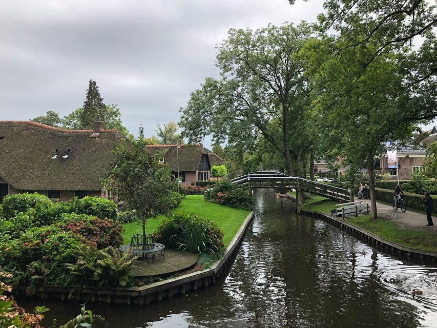 Giethoorm & Exploring the North of The Netherlands Tour - Volendam and Marken Stops: Dutch Coastal Character in Between Villages