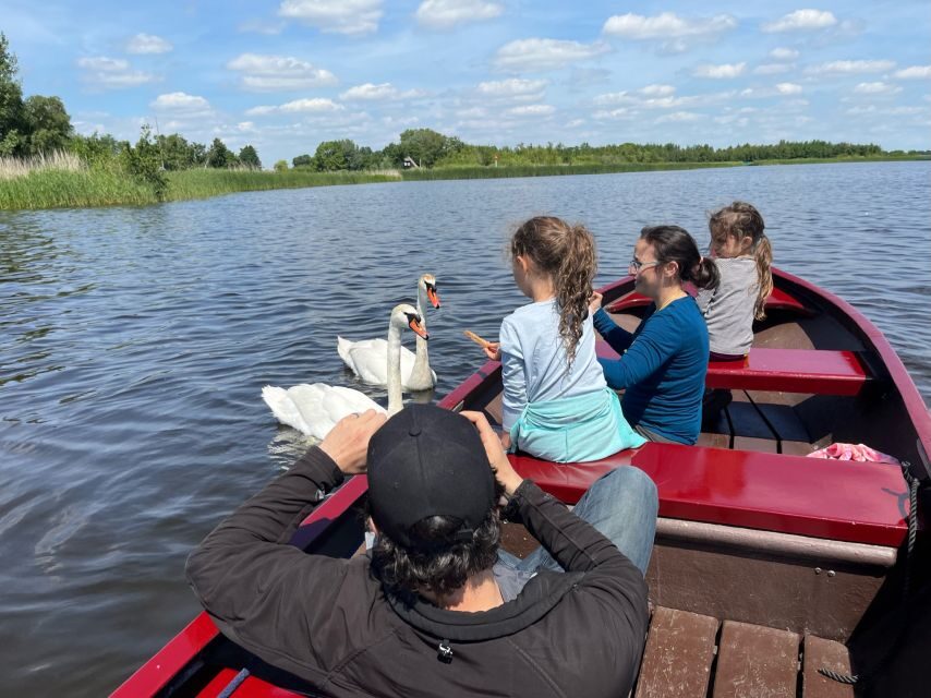 Giethoorm & Exploring the North of The Netherlands Tour - Amsterdam Pickup and the Comfortable Chrysler Minivan Ride