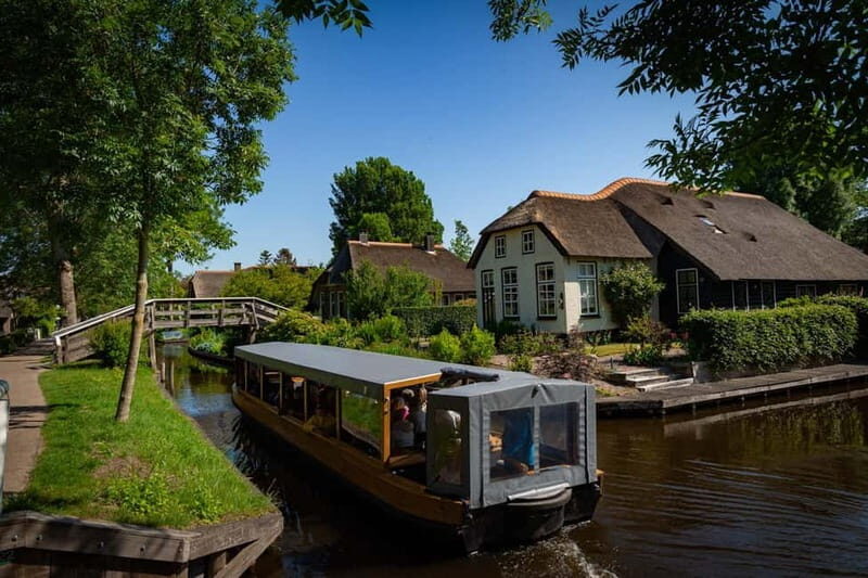 Giethoorn: Canal Cruise & lake Tour & Sightseeing Village - Quick Decision: Should You Book This Giethoorn Canal Cruise?
