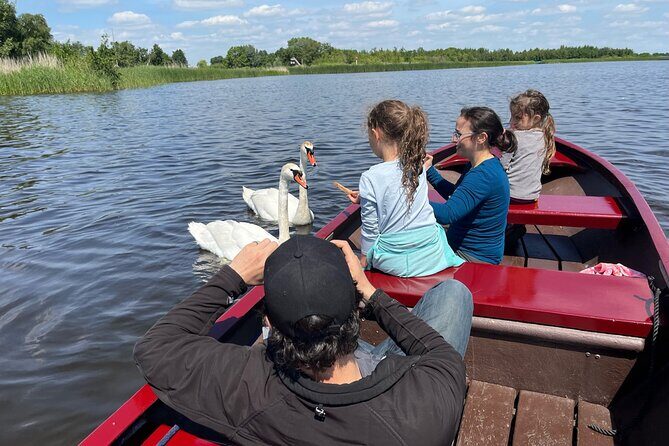 Giethoorn, Private Boat Tour & Exploring the North Netherlands - Quick Hits: What Makes This Giethoorn + Hasselt Day Trip Work