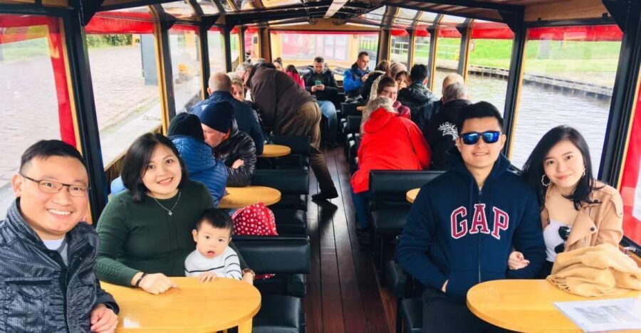 Giethoorn: Private Day Trip with Boat Tour from Amsterdam - The drive into North Holland: scenery plus context