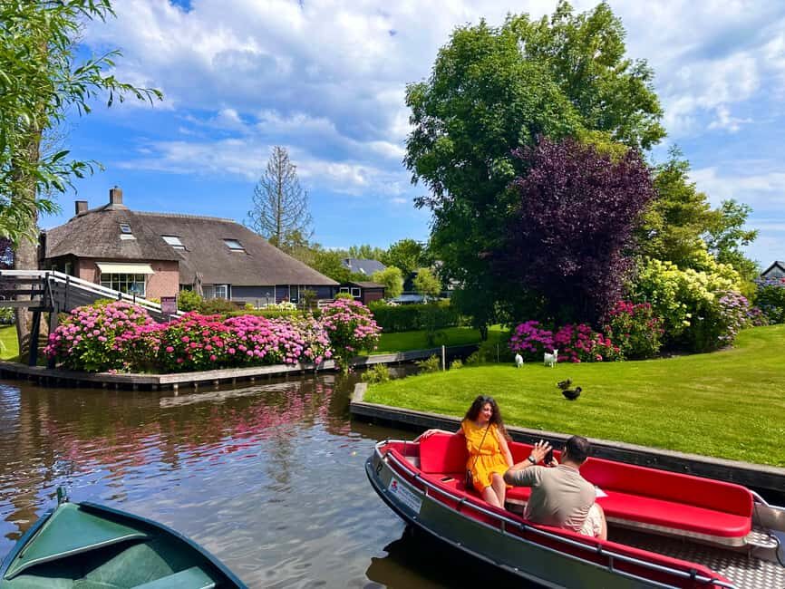Giethoorn: Round trip from Amsterdam optional guided cruise - What the day feels like on the ground