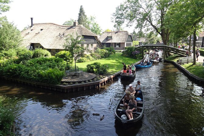 Giethoorn, Zaandam & Zaanse Schans Day Tour w/ Small Boat Ride - The transfer: IJsselmeer, Afsluitdijk, and dikes with real scale