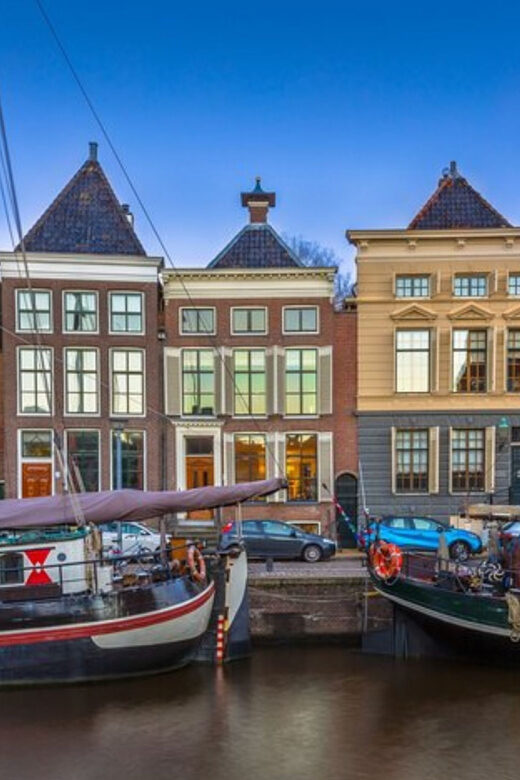 Groningen: Private custom tour with a local guide - First Stops and Photo Moments: Getting Oriented Without Feeling Lost