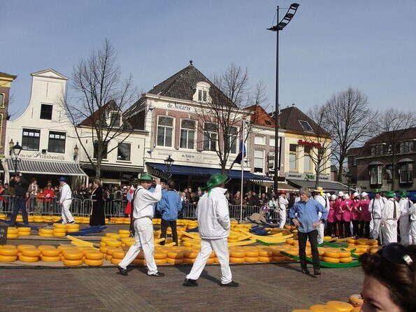 Half-Day Edam and Volendam Private Walking Tour from Amsterdam - Price and value: what you’re really paying for at $348.46 per person