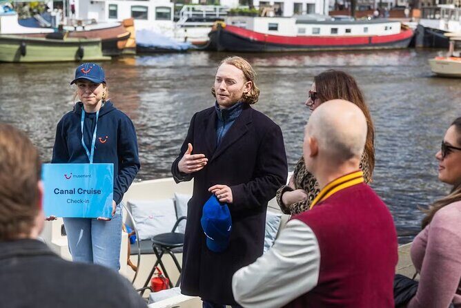 Highlights and Local Insights Canal Cruise Tour in Amsterdam - Starting at Rembrandt Square: Your Canal Cruise Setup