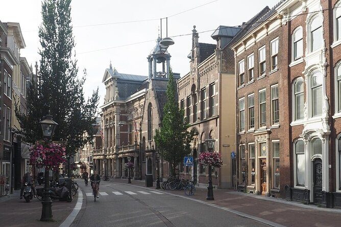 Historical Leiden: Private Tour with Local Guide - From Leiden Centraal to Morspoort: Getting Your Bearings Fast