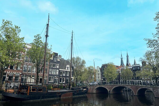 Historical Walking Tour, private with local Dutch guide - Key Highlights You’ll Notice Right Away