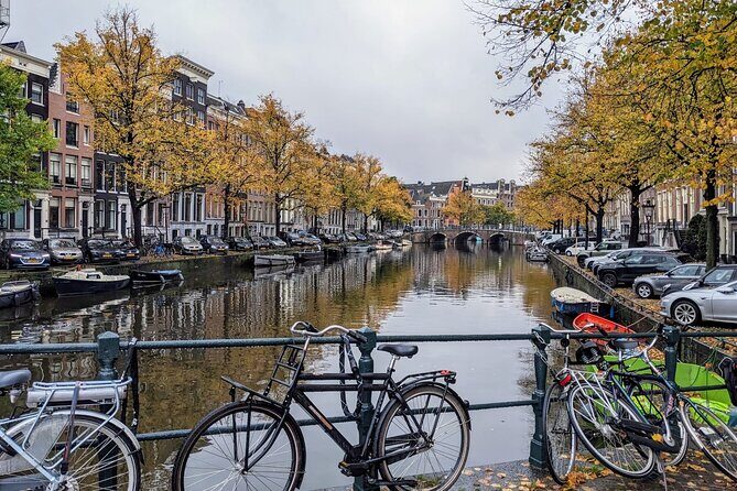 History & culture tour in Amsterdam with a local - Centraal Station Finale: Architecture as a Symbol of Connection