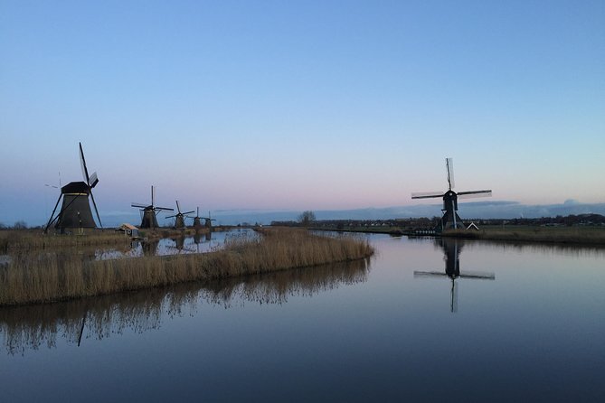 Kinderdijk Photography tour - The warm drink and pastry break: a small inclusion with big payoff