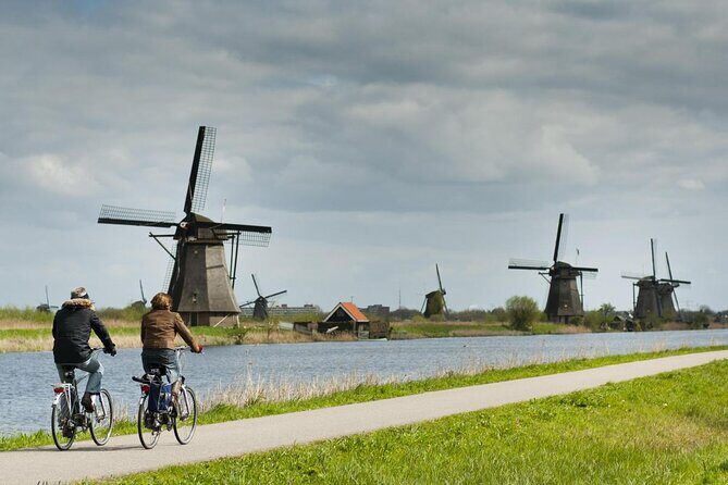 Kinderdijk Windmills, Delft City & Delft Blue Factory Visit - Key things I’d mark down before you go