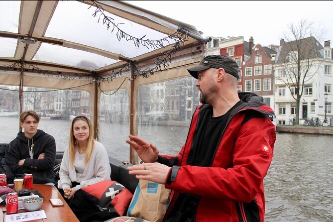 Luxury Amsterdam Canal Cruise – Unlimited Cocktails Included (1H) - Unlimited Cocktails, Cheese, and Small Extras
