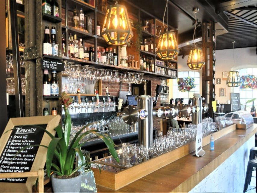 Maastricht: Culinary Walking Tour with Tastings - The Landmarks You’ll Pass: St. Servatius, Helpoort, and Wycker Water Gate