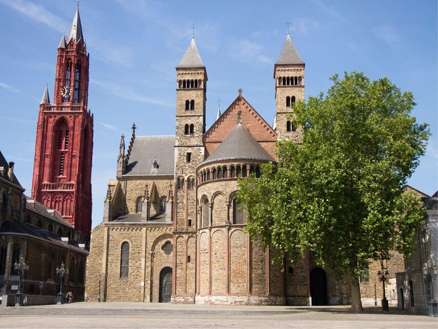 Maastricht: Culinary Walking Tour with Tastings - The Surprise Stops: Secret Cocktail Bar and a Hidden Restaurant
