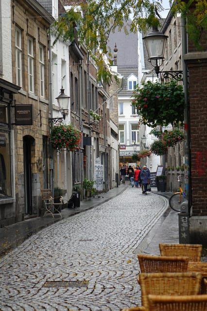 Maastricht: Day trip from Amsterdam with 3 country point - A Day Trip That Crosses Borders Without Feeling Rushed