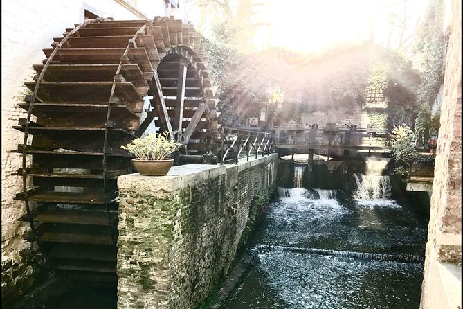 Maastricht Heritage and Nature Tour - The role of René: warm storytelling, steady pacing, and real local context