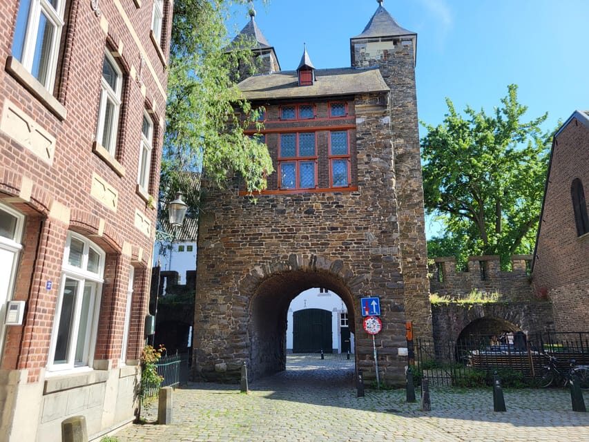Maastricht Hidden Gems Tour Uncover the Unexpected - Basilica of Our Lady: medieval architecture that’s easier to read