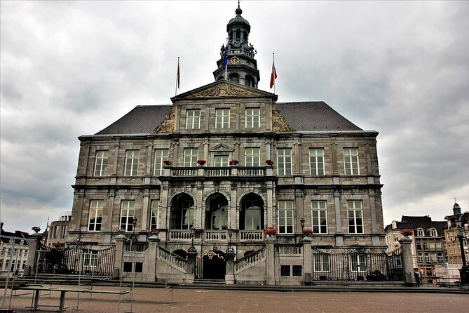 Maastricht Private Walking Tour With A Professional Guide - Quick Highlights You Can Expect