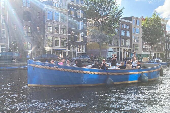 Open Dutch Boat! Silent electric drive. Nice cosy boat ride... - Key things to know before you go