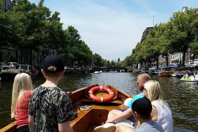 Open Dutch Boat! Silent electric drive. Nice cosy boat ride... - Where you start on Prinsengracht and what an hour really gives you