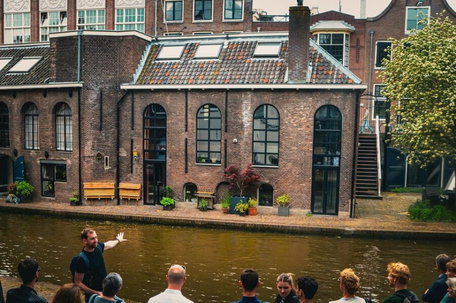 Our Utrecht City Tour (Limited group size & optional Lunch) - Tolsteegbarrière Break: A Small Pause That Changes the Whole Walk