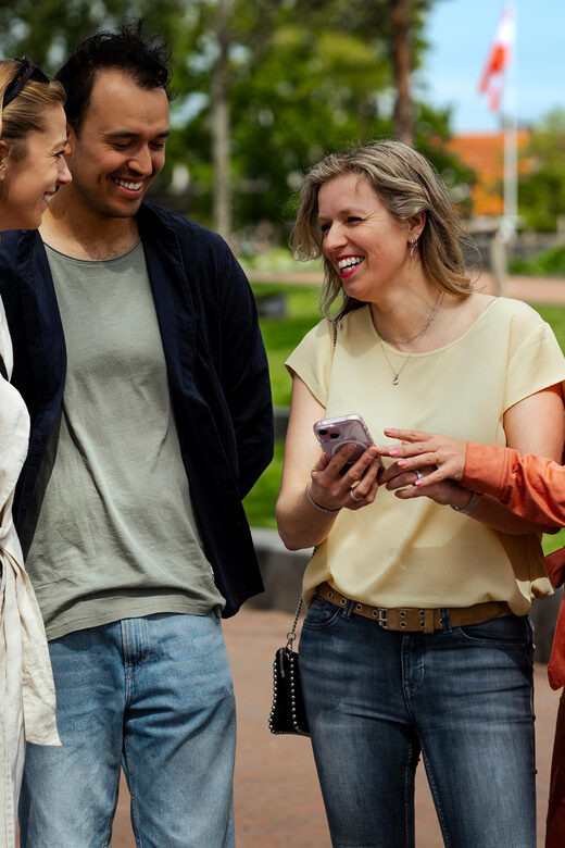 Outside Escape Amsterdam with your friend(s) and have fun! - Start at Rembrandthuis, end at Paleis op de Dam