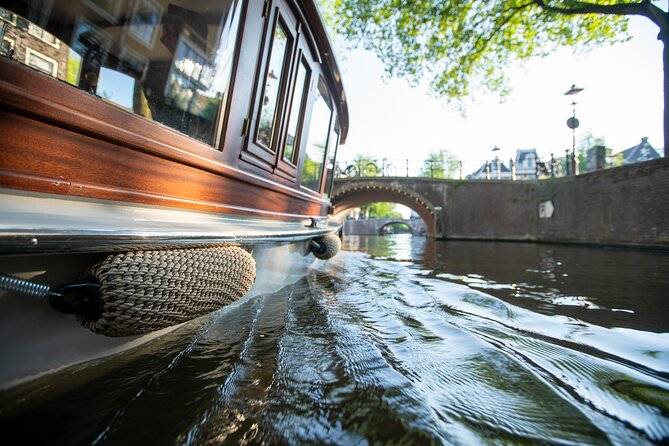 Private Boat Tour Amsterdam - 90 Min incl. welcome drink on historic saloon boat - Where You Board: Oosterdokskade 8 and the Easy End-Point