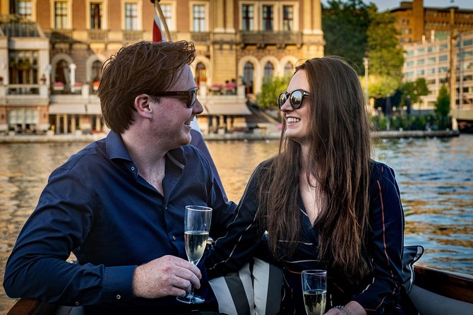 Private Boat Tour Amsterdam - 90 Min incl. welcome drink on historic saloon boat - The Historic Saloon Boat Comfort: Cozy, Not Cookie-Cutter