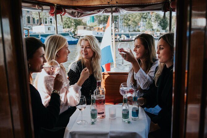 Private Canal Cruise in Amsterdam - Your route: from the Rijksmuseum area to the Amstel theaters