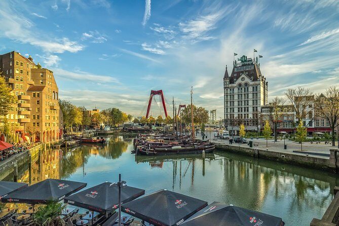 Private Day Trip from Amsterdam to Rotterdam and the Hague - Getting the context after the photos are taken