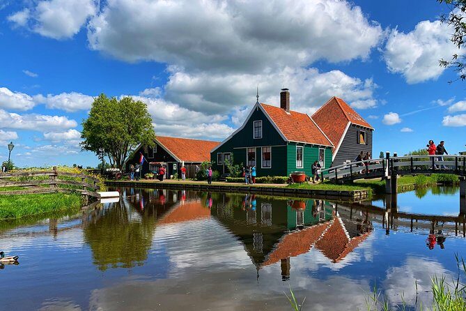 Private Day Trip to Zaanse Schans, Volendam & Marken from Amsterdam - Volendam’s harbor feel: a free village stop with real character