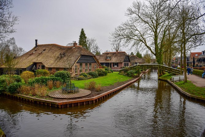 Private Daytrip Giethoorn and Windmills of Zaanse Schans from Amsterdam - How the day flows: timing, pacing, and keeping it enjoyable