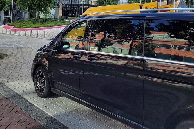 Private Departure Transfer: Schiphol Airport Amsterdam - Who This Transfer Fits Best in Amsterdam