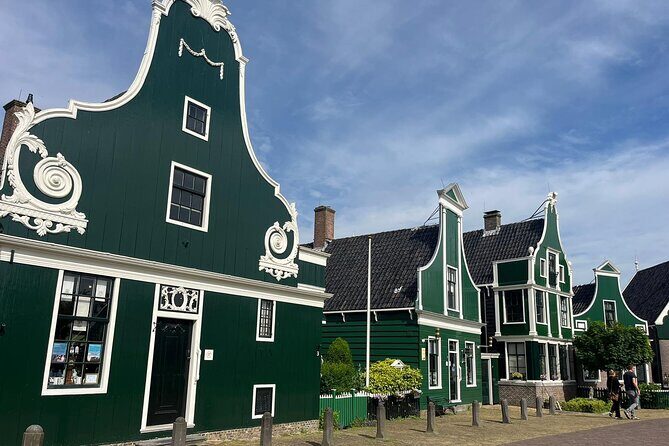 Private Guided Half Day Tour in Zaanse Schans from Amsterdam - Price and logistics: private pickup, but a tight morning