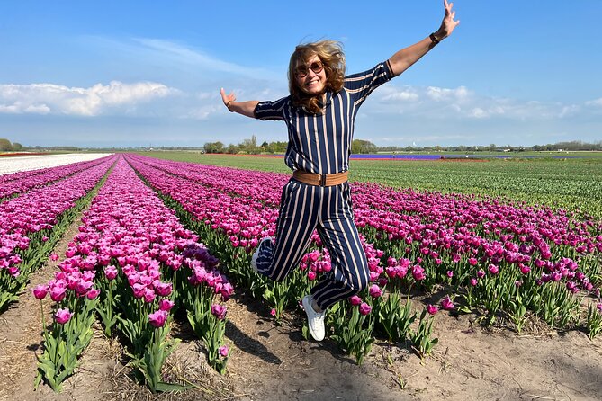 Private Guided Keukenhof Gardens and Zaanse Schans Tour - What to expect day-of: pacing, walking, and photo time