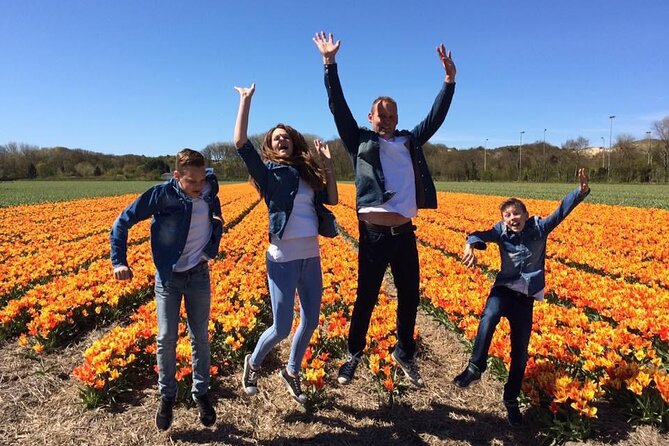 Private Guided Keukenhof Gardens and Zaanse Schans Tour - Zaanse Schans: working windmills plus a town that feels time-warped