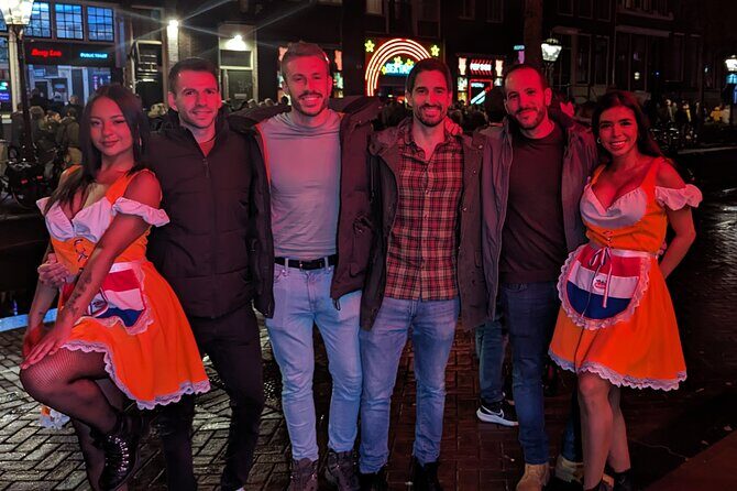 Private Hostess Bar Tour in Amsterdam Red Light District (3h) - Who should book this private hostess bar tour
