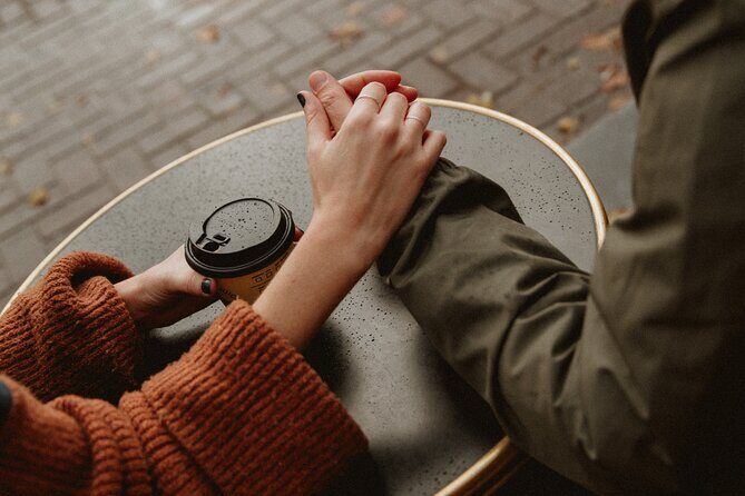 Private Love Story Photowalk Experience - How 60+ edited photos get delivered without extra stress