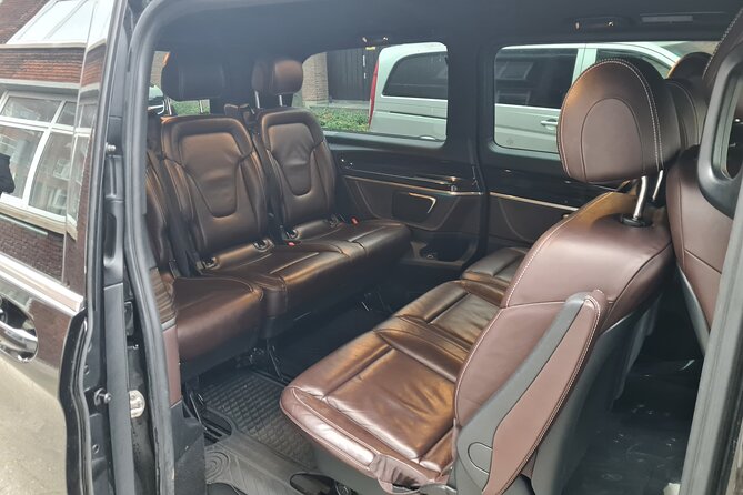 Private Minivan Transfer from Rotterdam - Door-to-door transfer that feels like a day planner