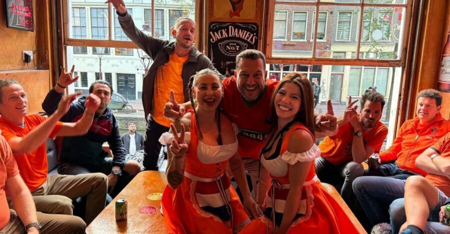 Private Red Light Tour City Center with Beer Maid Guide - Key points before you go