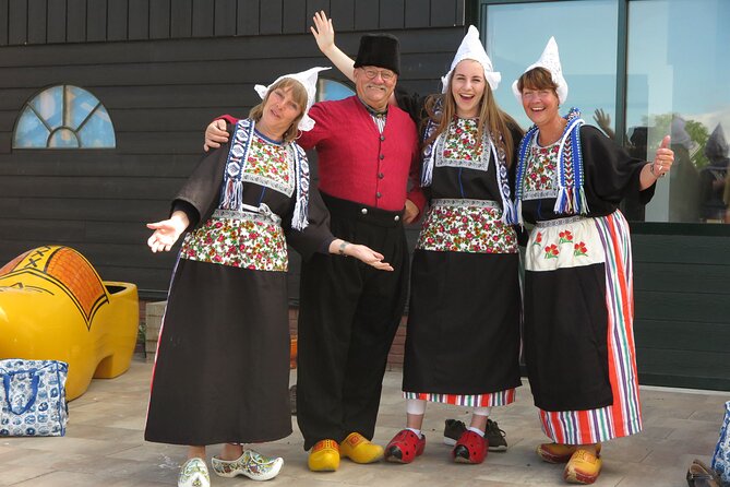 Private Tour of Simonehoeve Cheese Farm and Clog Factory - Price and logistics from Amsterdam: does it feel like a good deal?